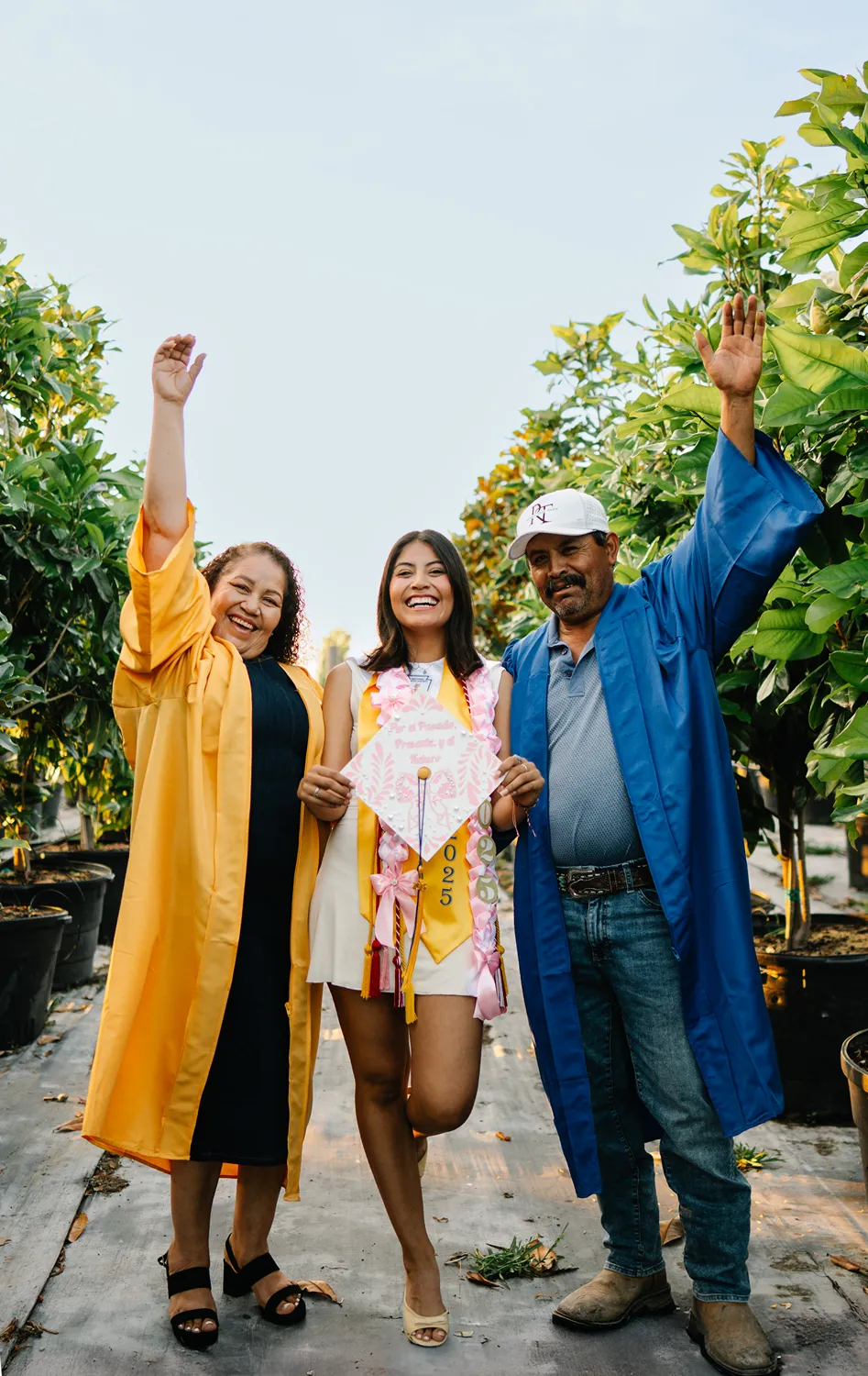 Family-Graduate-HLS-96